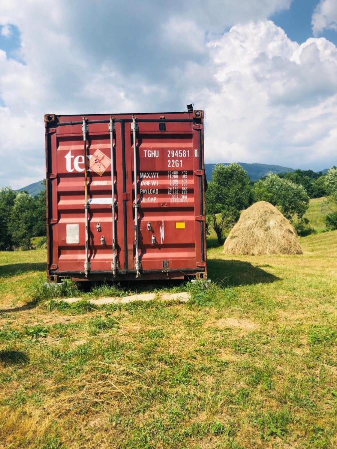 La Container Hotel Curtea De Arges Luaran gambar
